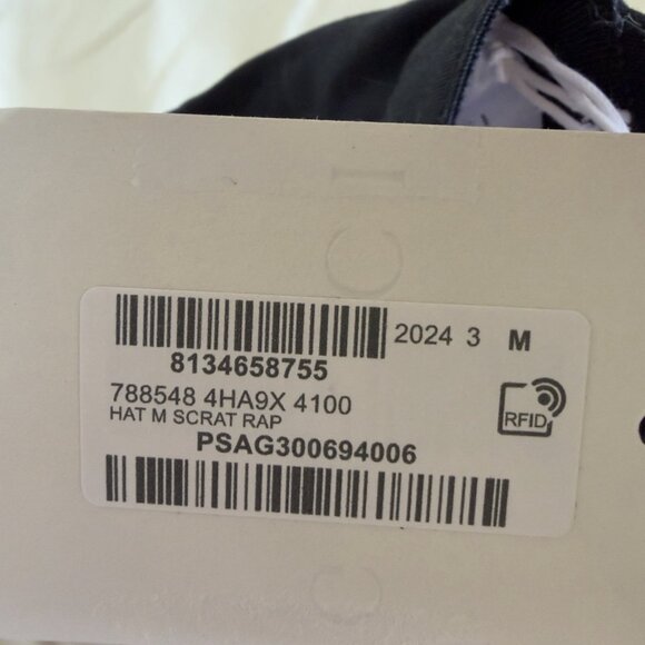 NWT GUCCI Baseball Cap This Season'S Logo Navy Cap Size M 58 Cm - Picture 10 of 10